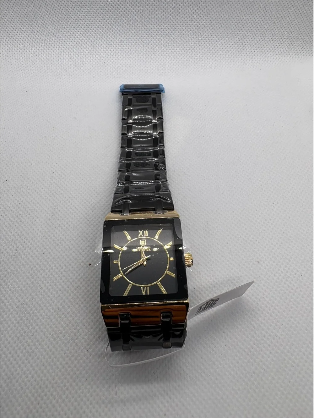 Montres Prestige Men's Black and Gold  MPW-0253